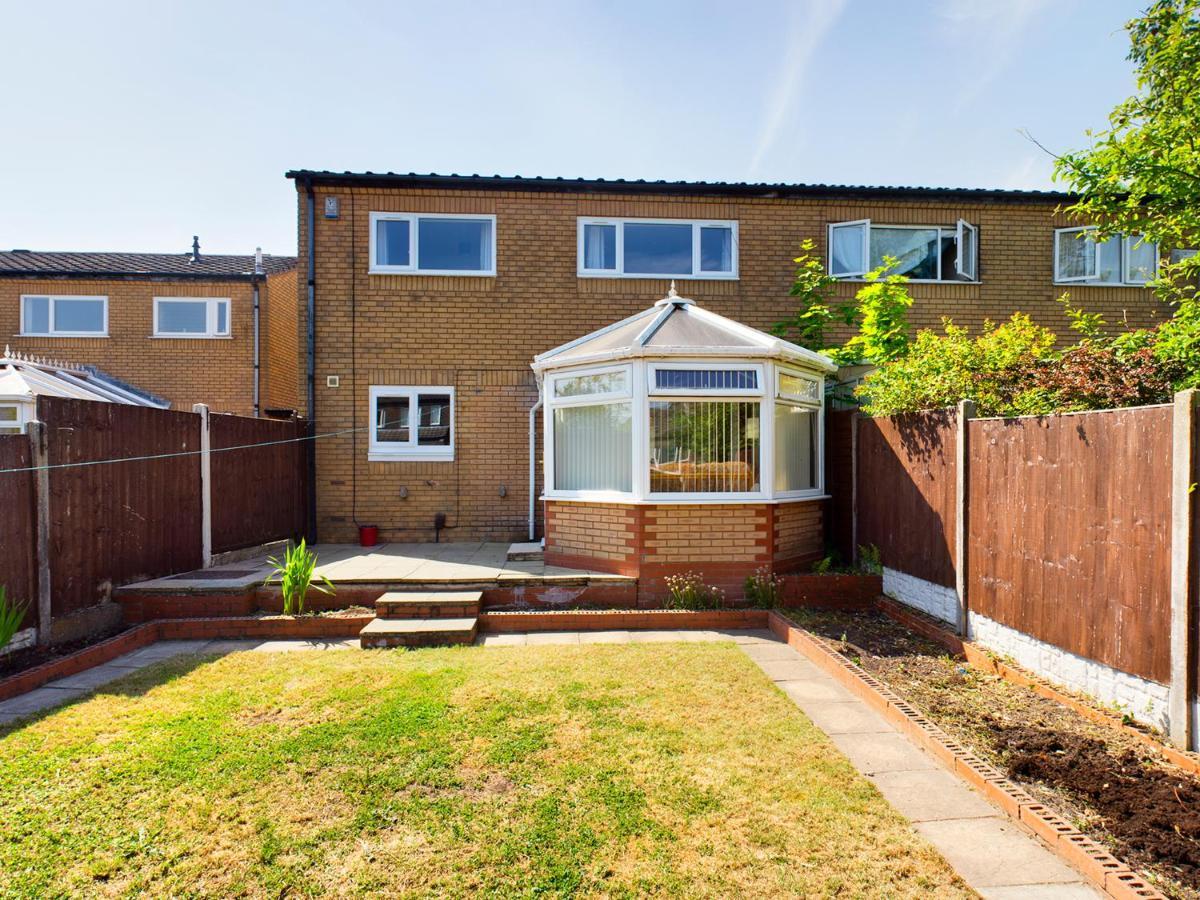 247 Serviced Accommodation In Telford- 3Br House Exterior foto
